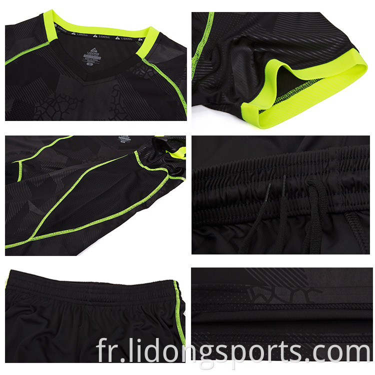 Chemise d'achat en ligne Soccer 2021 Pratique de football noir Jersey Jeules de football des jeunes de la jeunesse de haute qualité